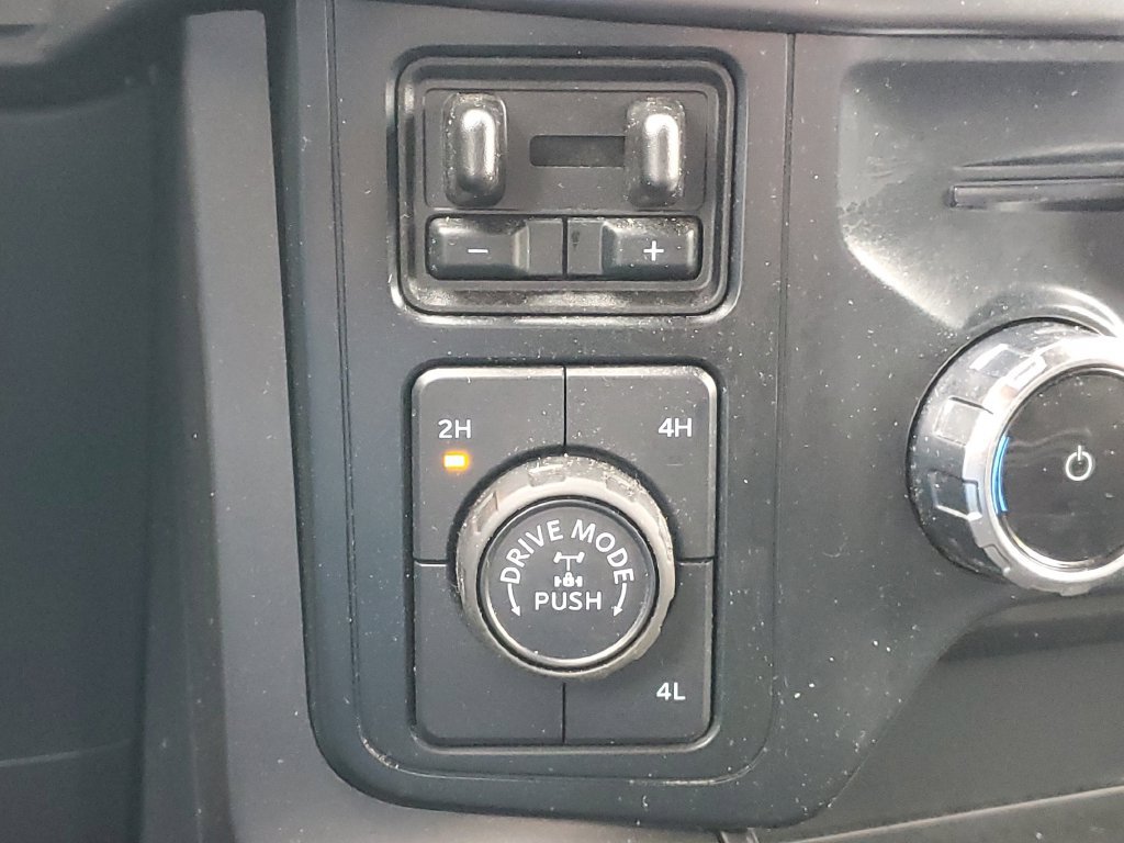 Certified 2024 Ford F150 XLT w/ Equipment Group 302A MID AWD/4WD image 30