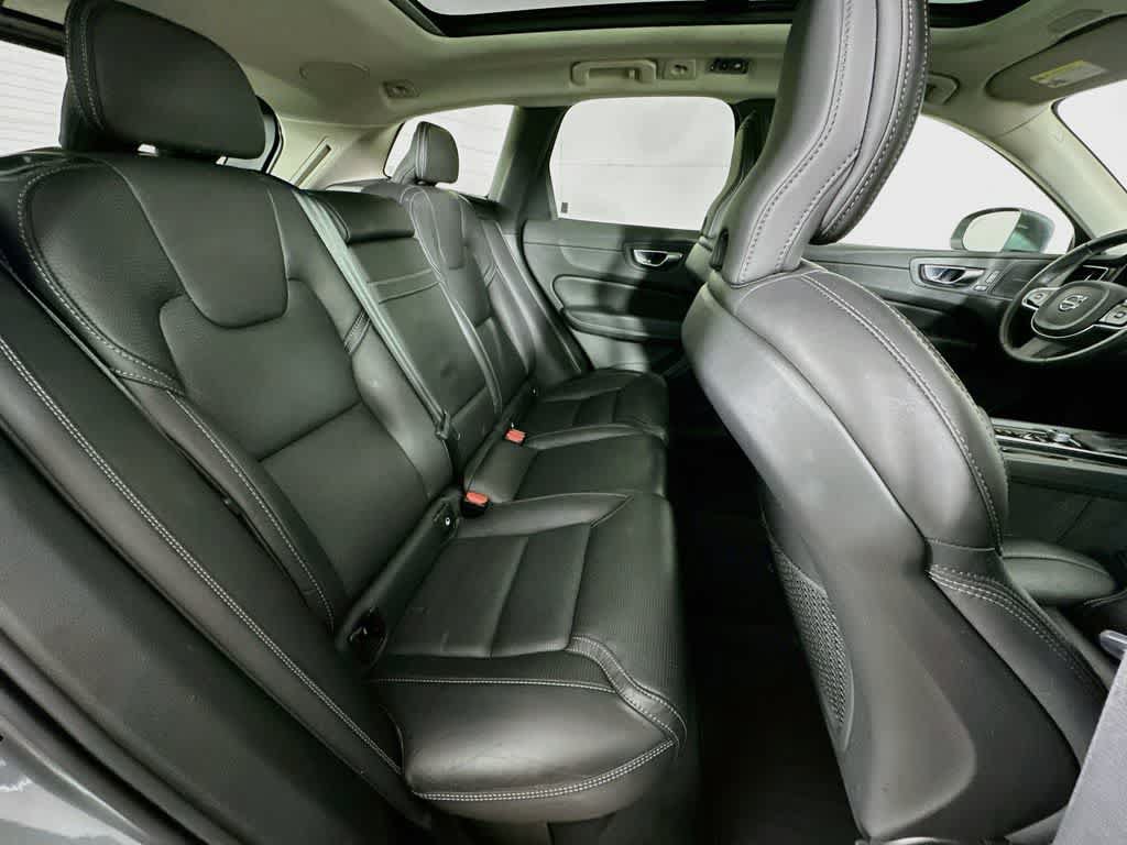 Used 2021 Volvo XC60 T5 Inscription w/ Protection Package Premier FWD image 31