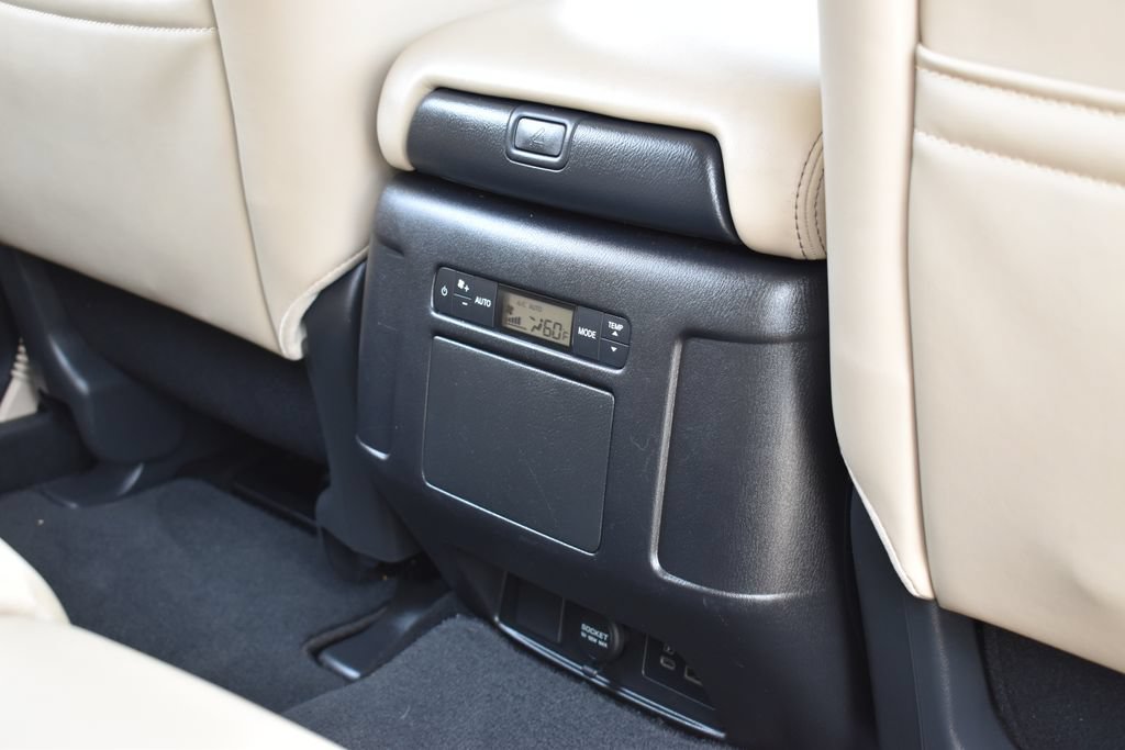 Used 2024 Nissan Armada SV w/ Cargo Package AWD/4WD image 28