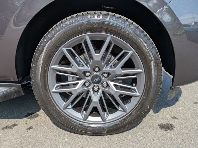 Certified 2026 Ford Expedition Platinum w/ Stealth Appearance Package AWD/4WD image 10