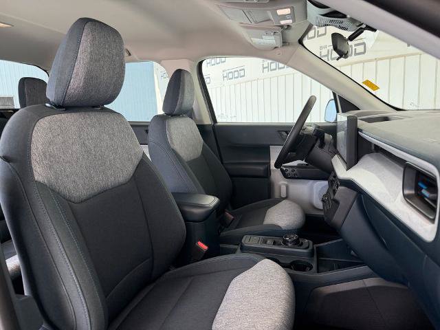 Certified 2025 Ford Maverick XLT w/ XLT Luxury Package FWD image 9