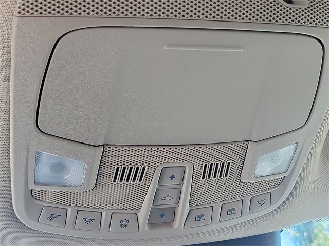 Certified 2023 Ford Expedition Limited image 17