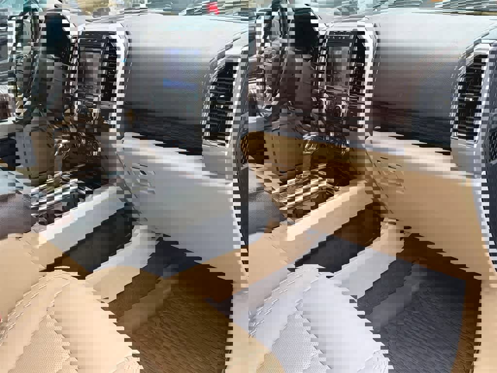 Certified 2020 Ford F150 Lariat w/ Equipment Group 502A Luxury image 13