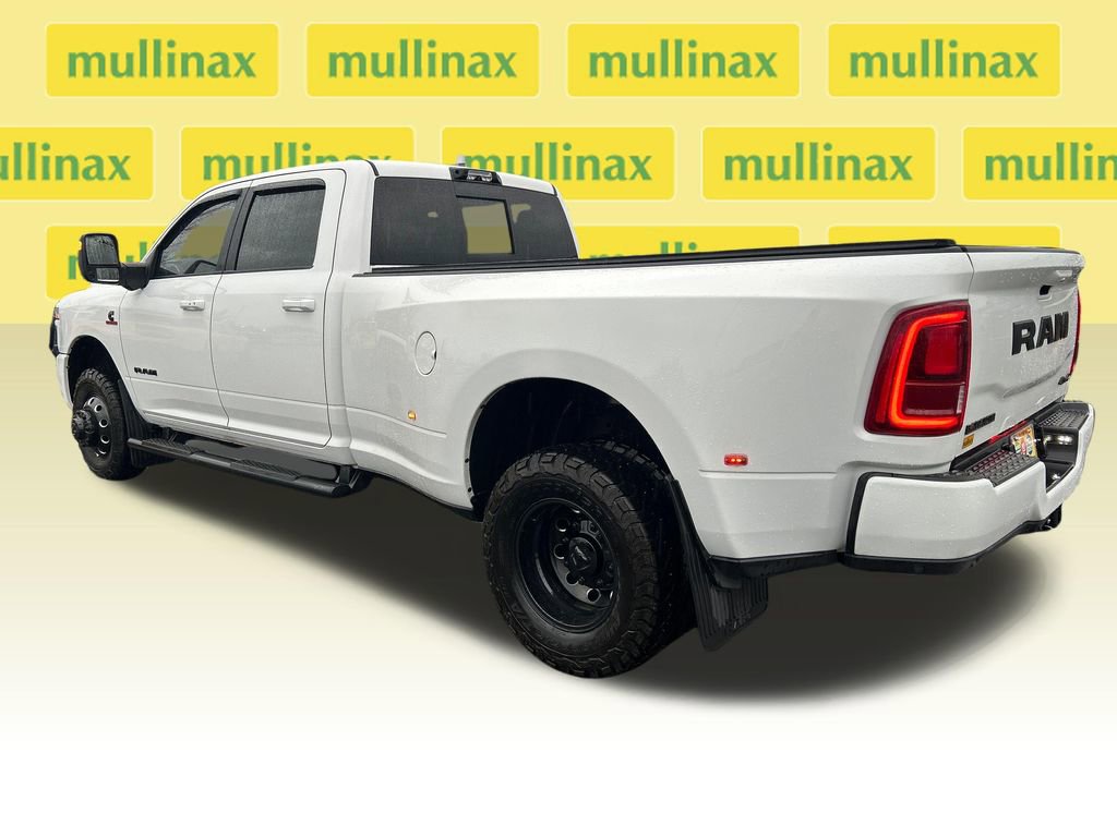 Used 2025 RAM 3500 Laramie image 7