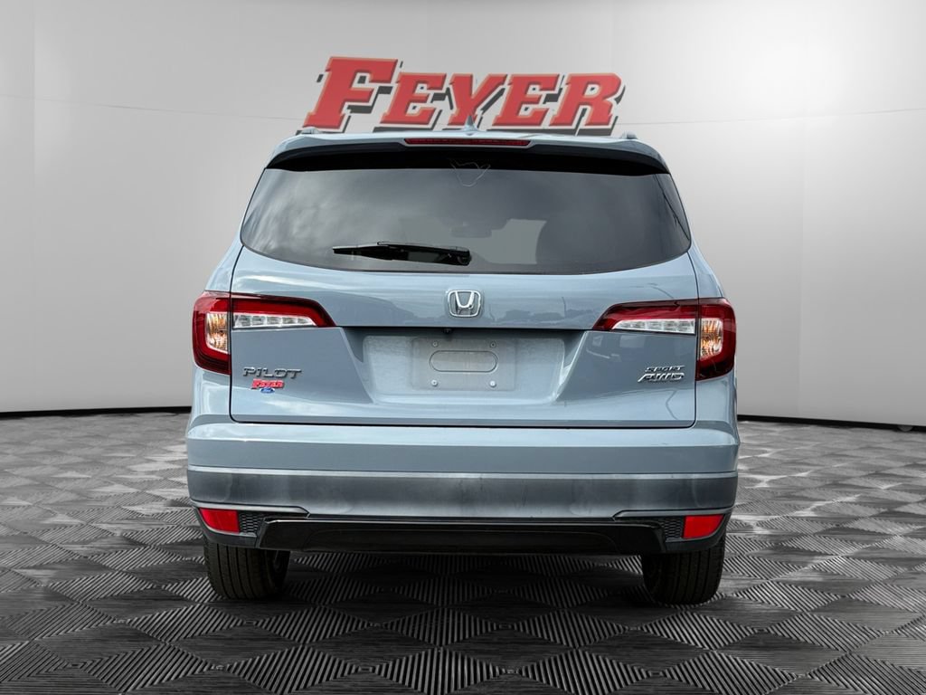 Used 2022 Honda Pilot Sport image 4