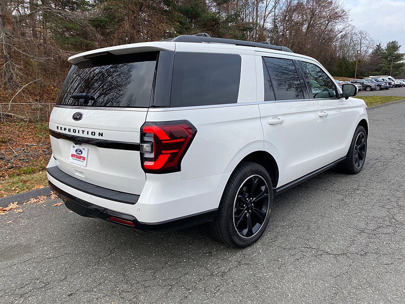 Certified 2023 Ford Expedition Limited image 7