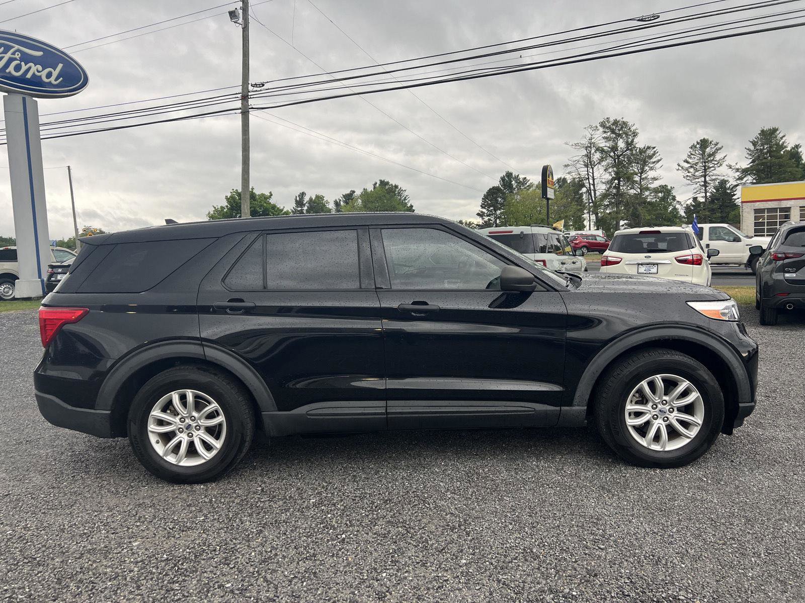 Certified 2021 Ford Explorer 2WD w/ Class III Trailer Tow Package image 2