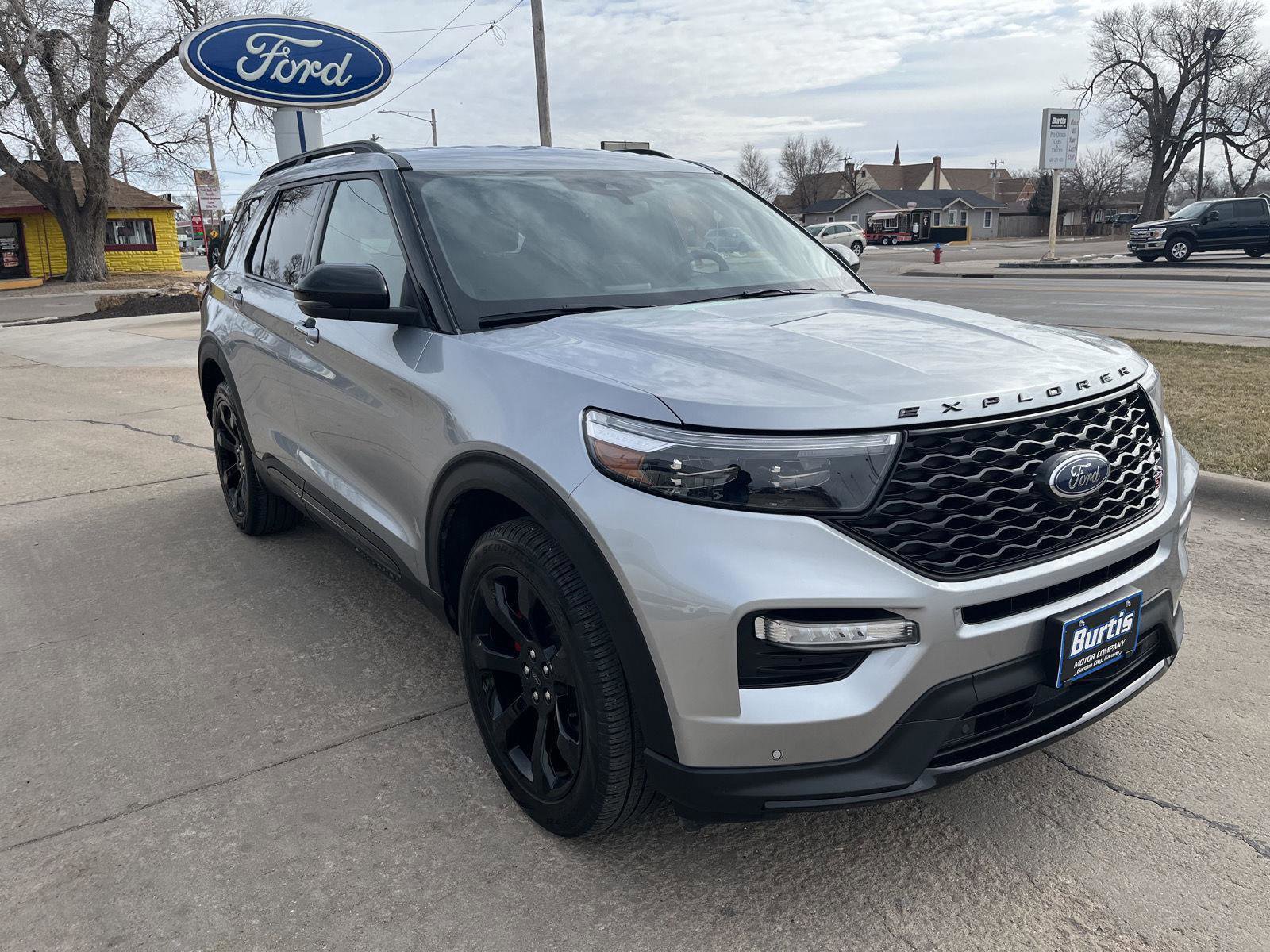 Certified 2023 Ford Explorer ST w/ Equipment Group 401A image 7