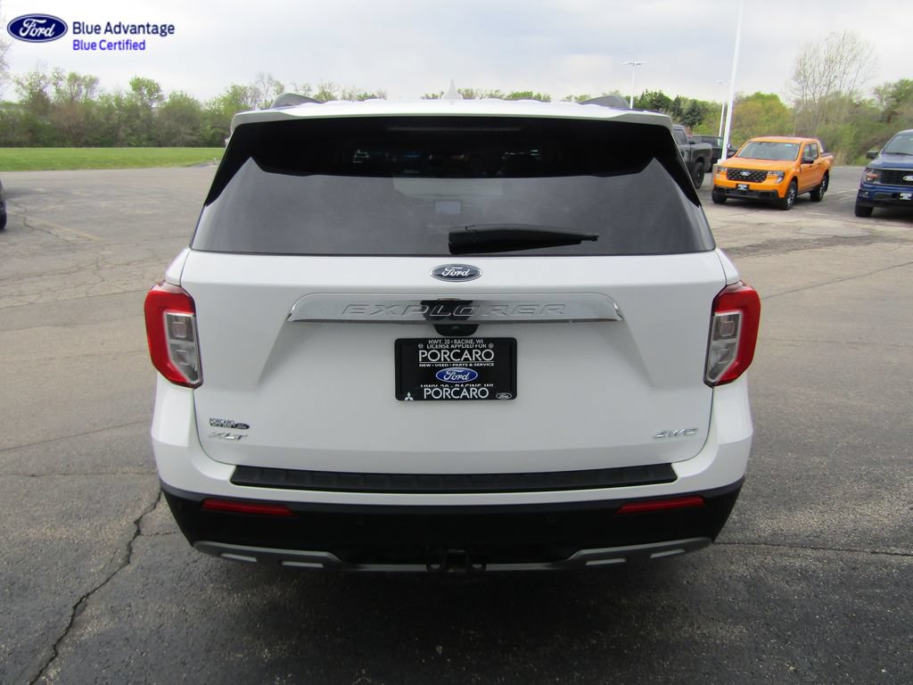 Certified 2024 Ford Explorer XLT w/ Equipment Group 202A AWD/4WD image 9