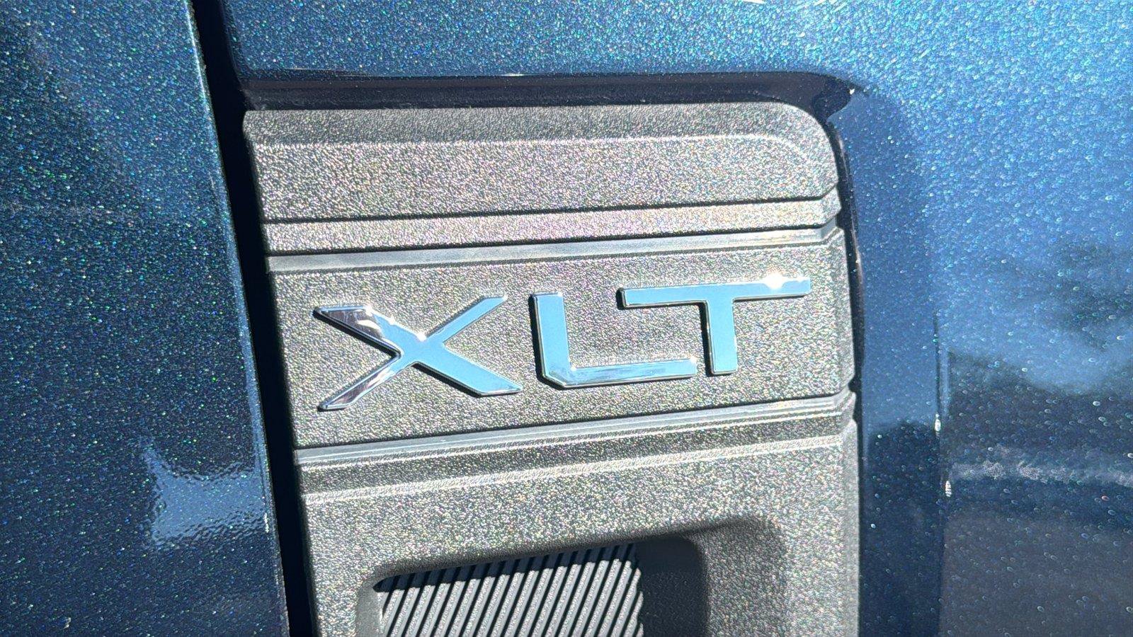 Certified 2023 Ford Maverick XLT w/ XLT Luxury Package FWD image 8