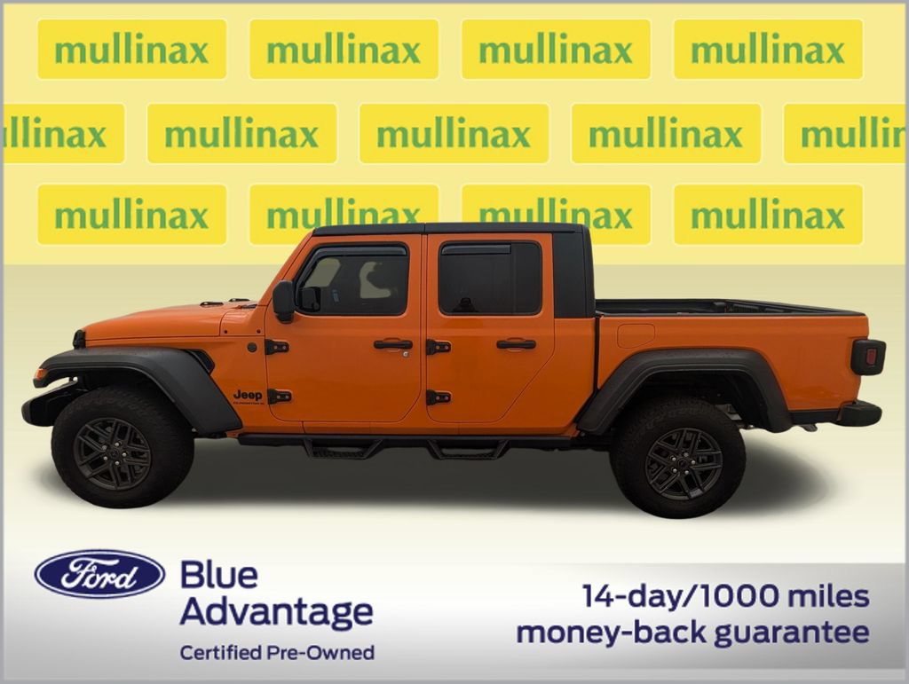 Used 2025 Jeep Gladiator Sport AWD/4WD image 10