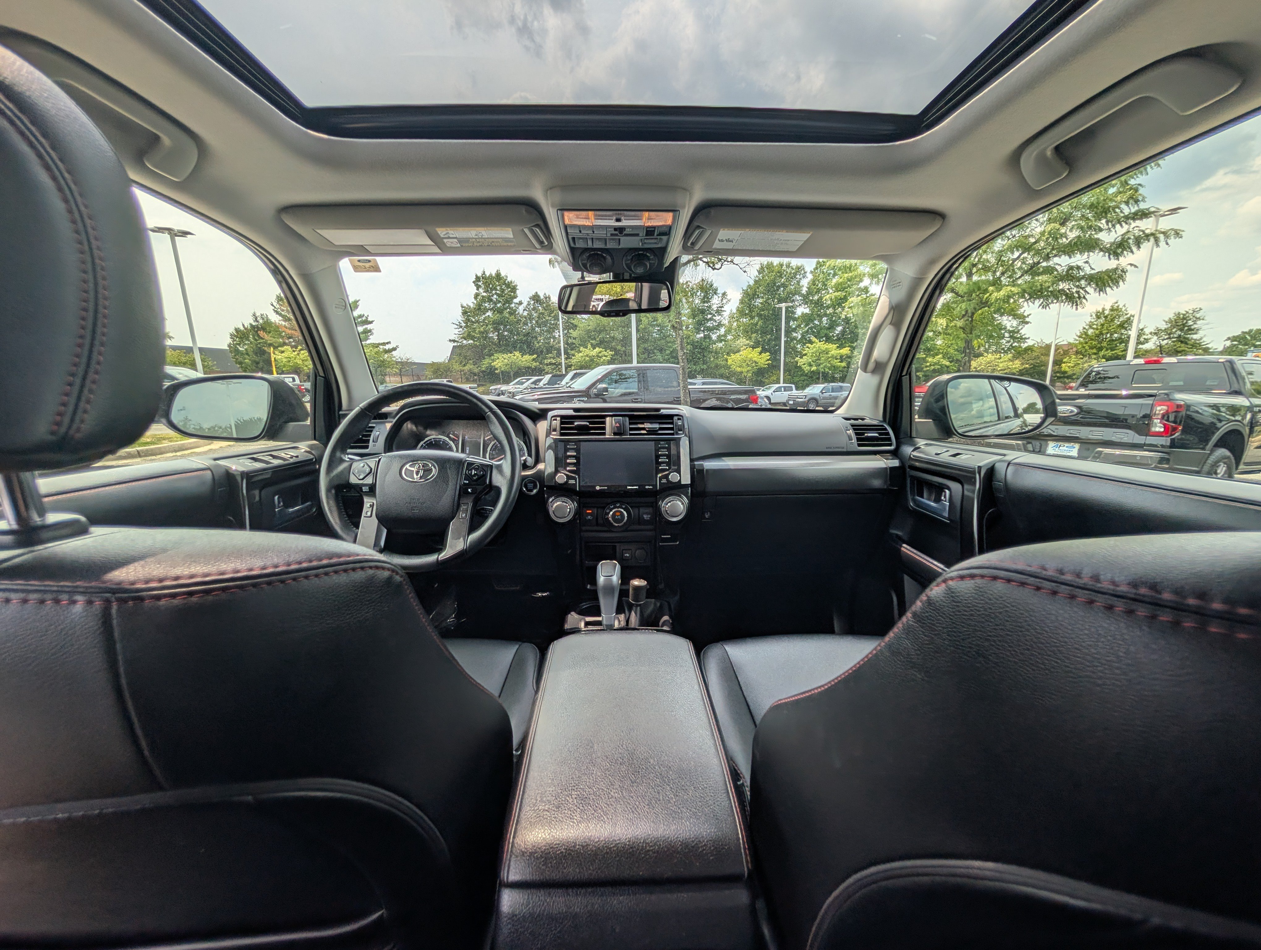 Used 2022 Toyota 4Runner TRD Off-Road Premium w/ TRD Black Wheel Package (TMS) AWD/4WD image 15