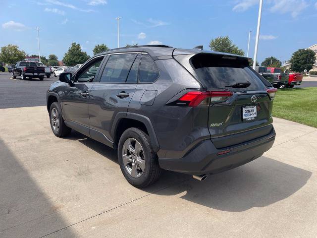 Used 2024 Toyota RAV4 XLE AWD/4WD image 7
