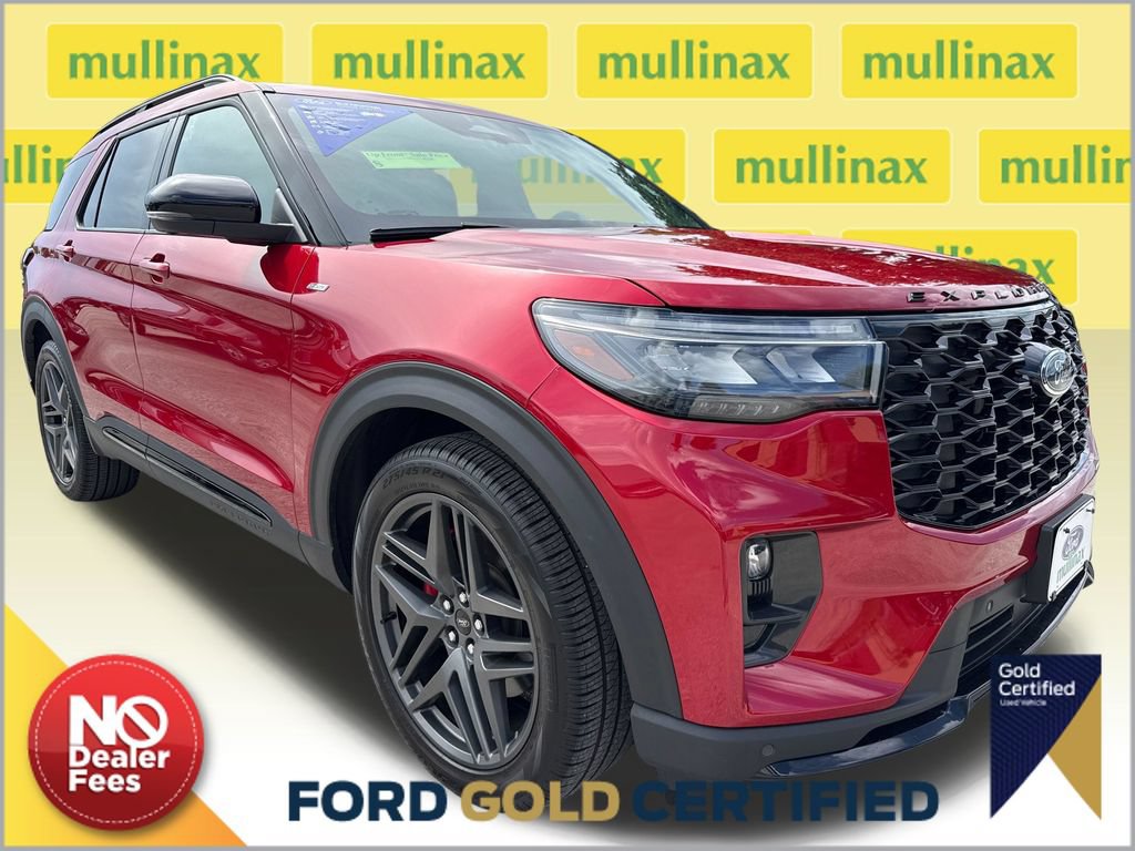 Certified 2025 Ford Explorer ST-Line w/ Premium Package RWD image 1