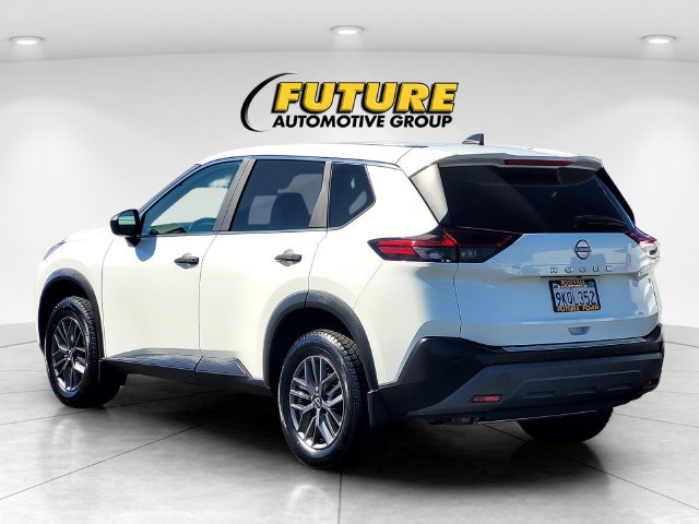 Used 2023 Nissan Rogue S FWD image 6