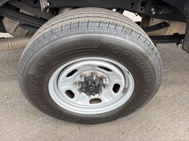 Certified 2024 Ford F250 XL w/ Snow Plow/Camper Package image 13