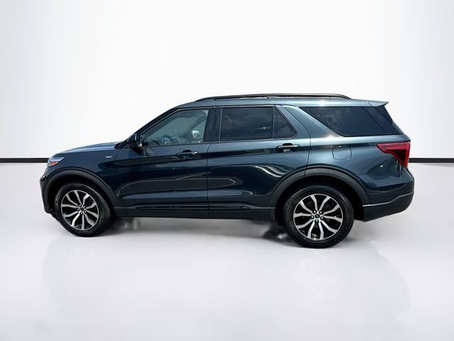 Certified 2022 Ford Explorer ST-Line w/ Class IV Trailer Tow Package AWD/4WD image 4