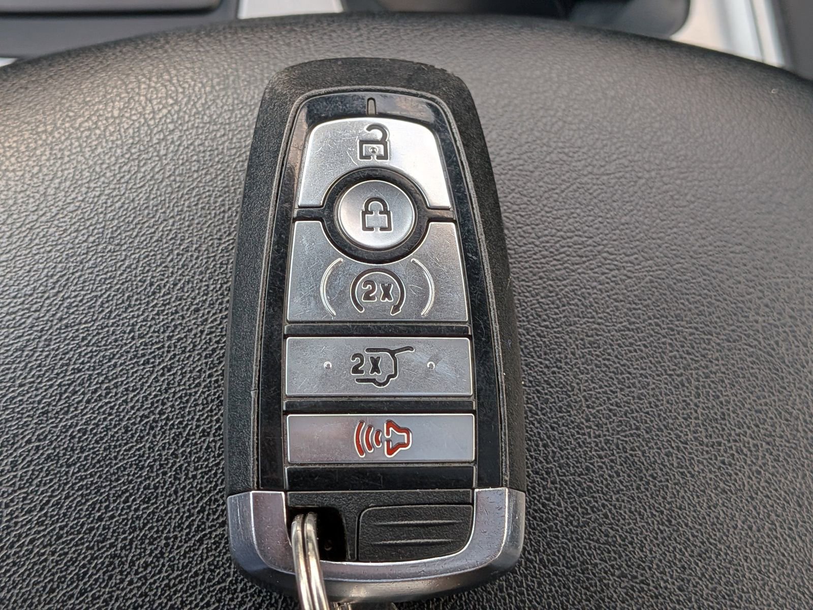 Certified 2024 Ford Edge SEL w/ Convenience Package image 34