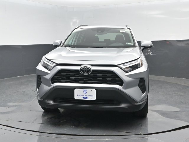 Used 2025 Toyota RAV4 XLE AWD/4WD image 22