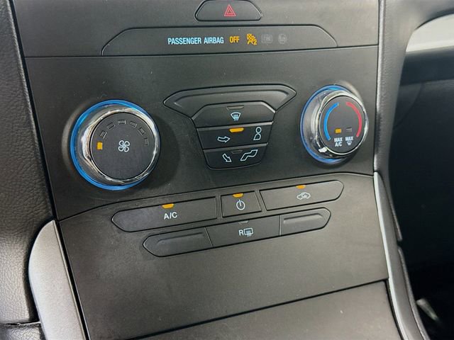 Certified 2019 Ford Edge SE image 15