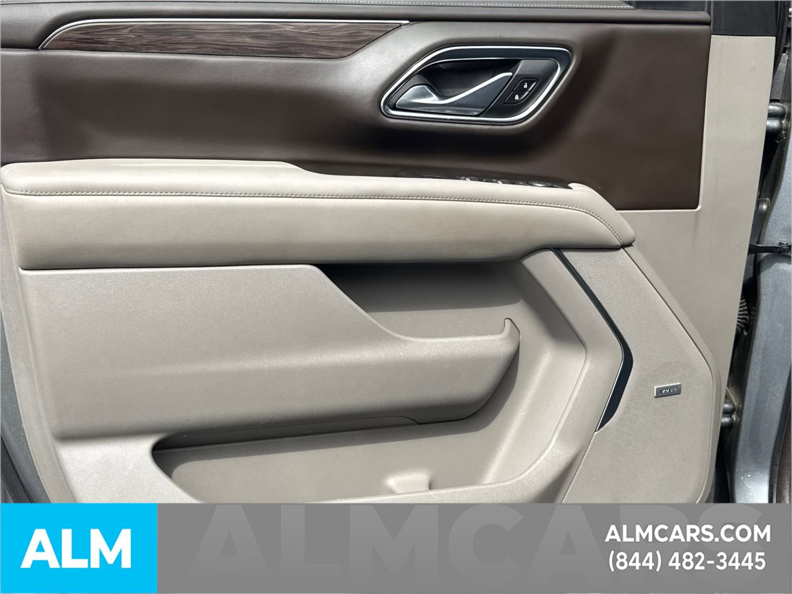 Used 2022 Chevrolet Suburban Z71 w/ Z71 Off-Road Package image 11