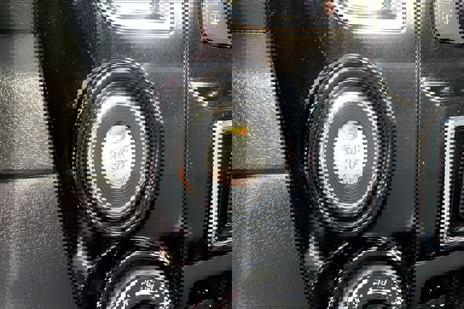 Used 2023 Nissan Titan Platinum Reserve w/ Moonroof Package image 33