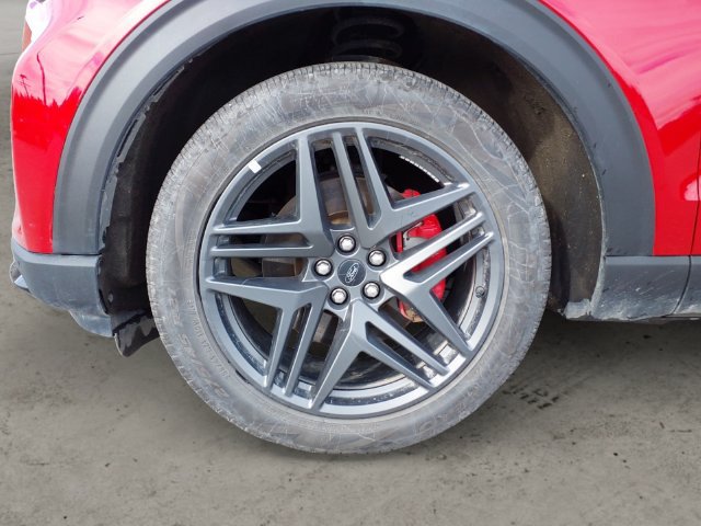 Certified 2025 Ford Explorer ST AWD/4WD image 9