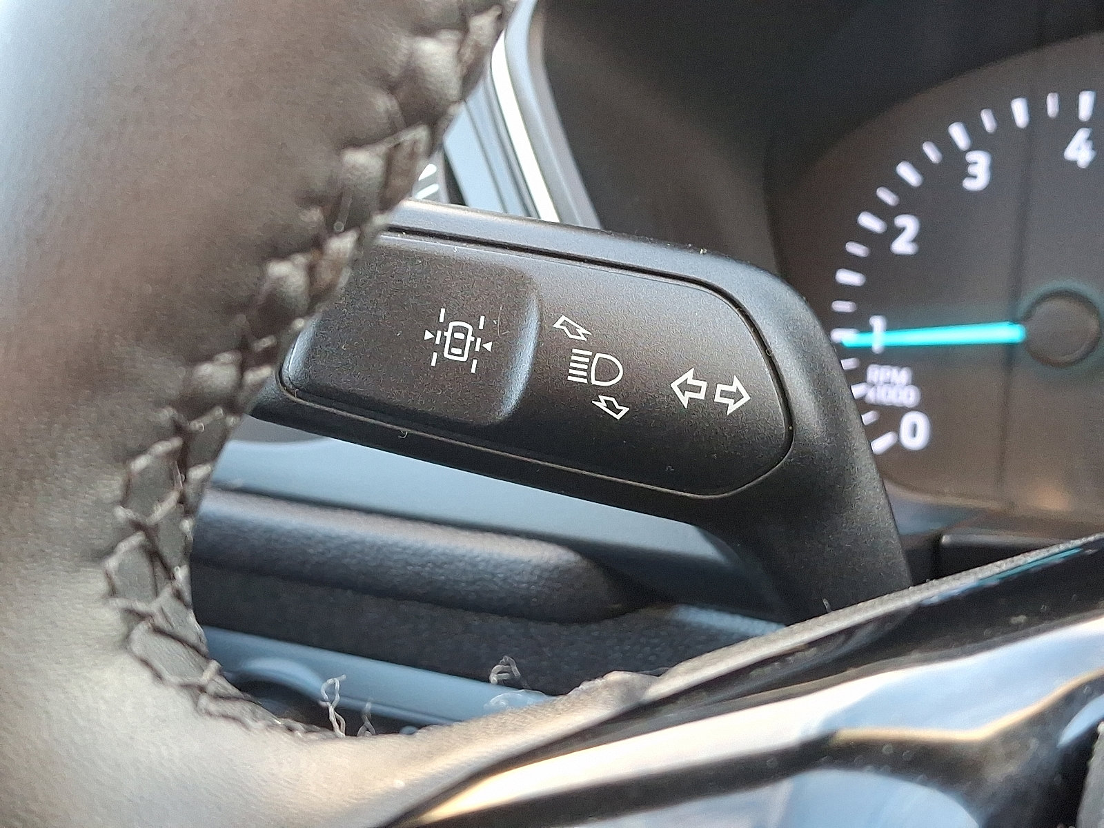 Certified 2022 Ford Escape SEL image 32