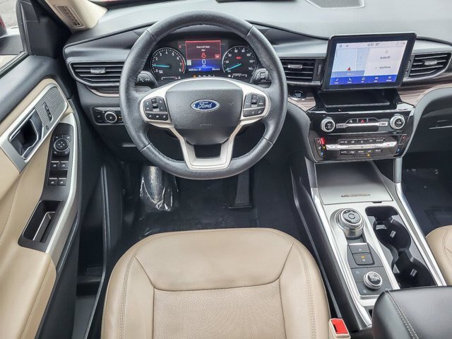Certified 2024 Ford Explorer Limited AWD/4WD image 16