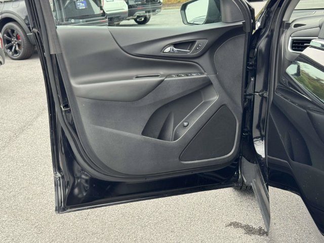 Used 2024 Chevrolet Equinox LT FWD image 14