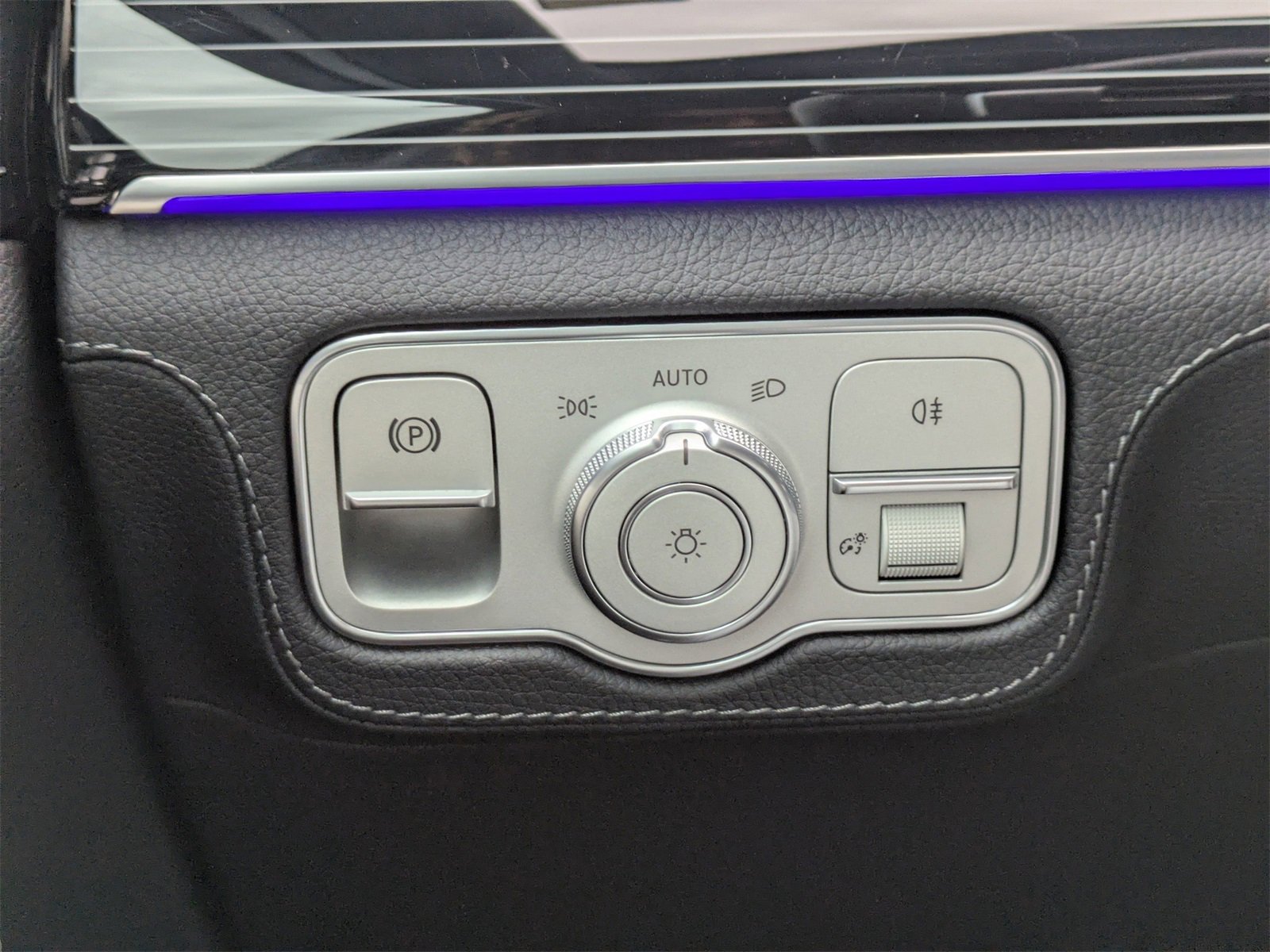 Used 2024 Mercedes-Benz GLE 450e 4MATIC image 31