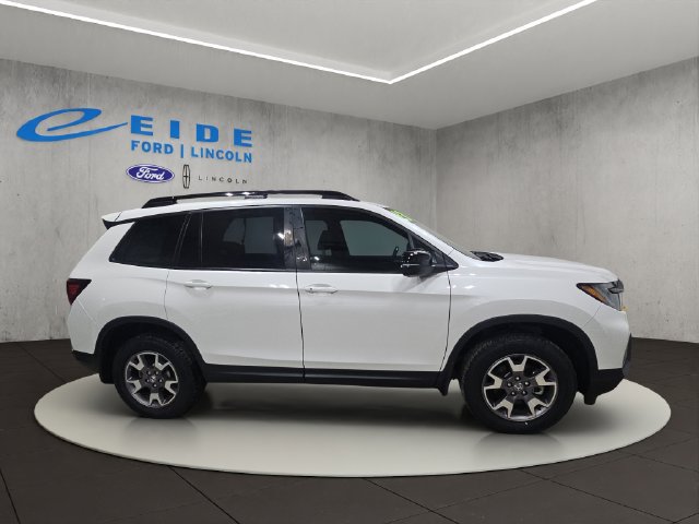 Used 2023 Honda Passport TrailSport image 7