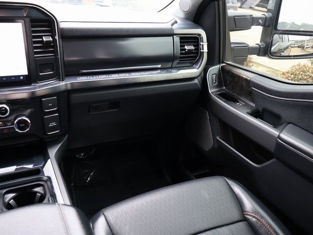 Certified 2025 Ford F350 Lariat w/ Chrome Package image 14