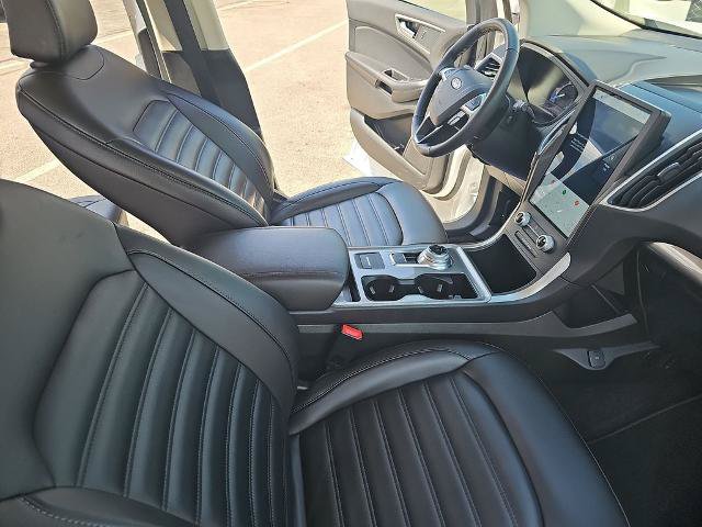 Certified 2024 Ford Edge SEL AWD/4WD image 10