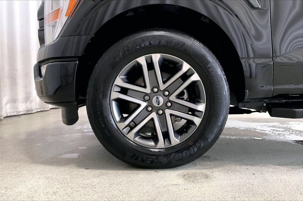 Certified 2022 Ford F150 XL w/ STX Appearance Package RWD image 8