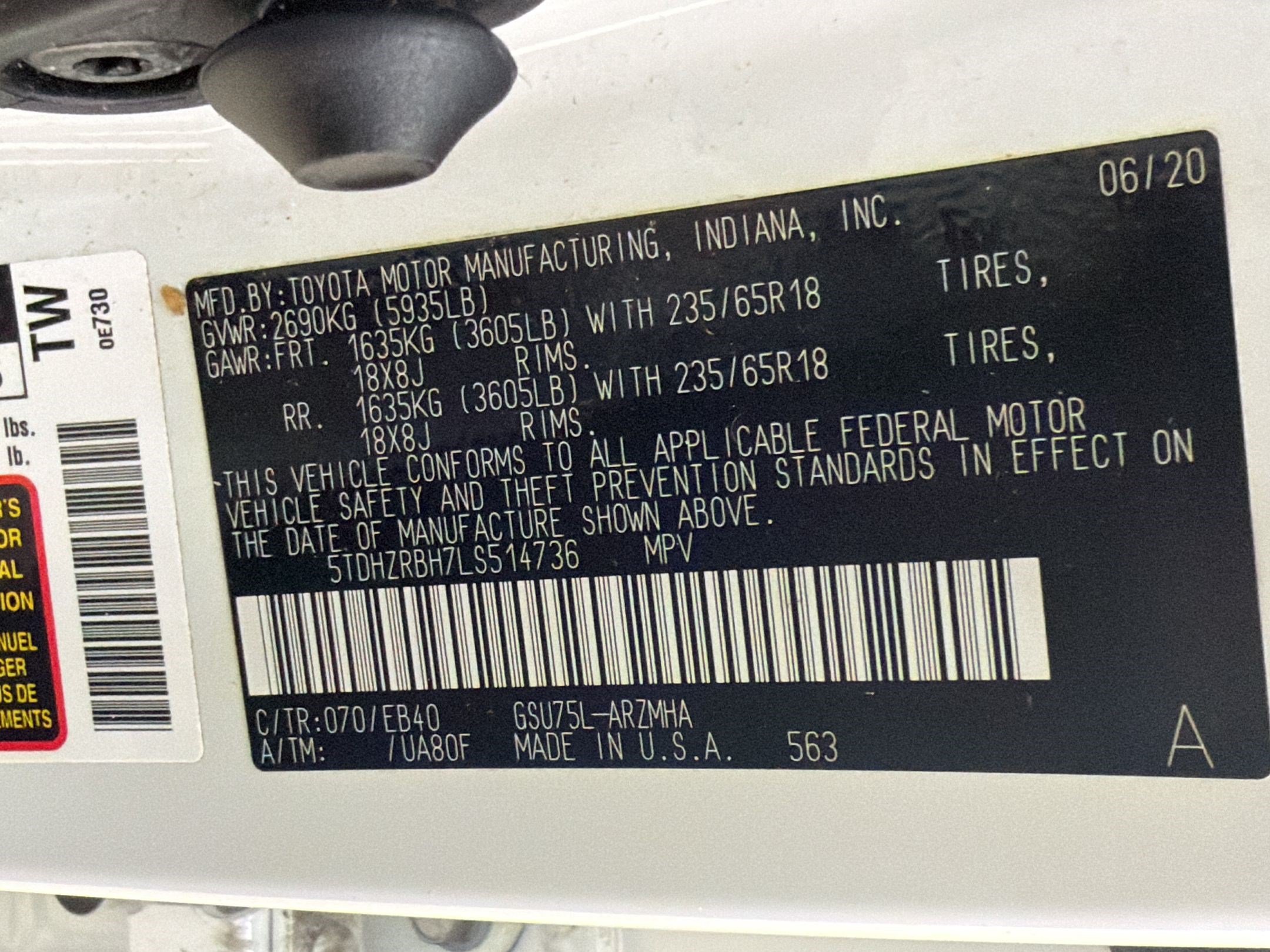 Used 2020 Toyota Highlander XLE AWD/4WD image 23