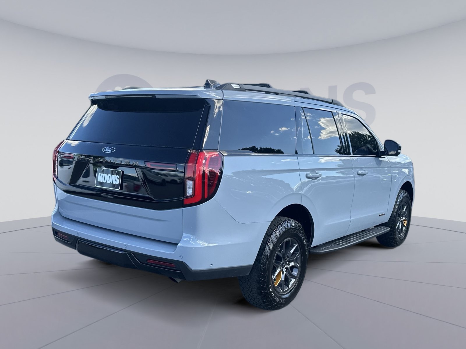Certified 2025 Ford Expedition Tremor AWD/4WD image 11