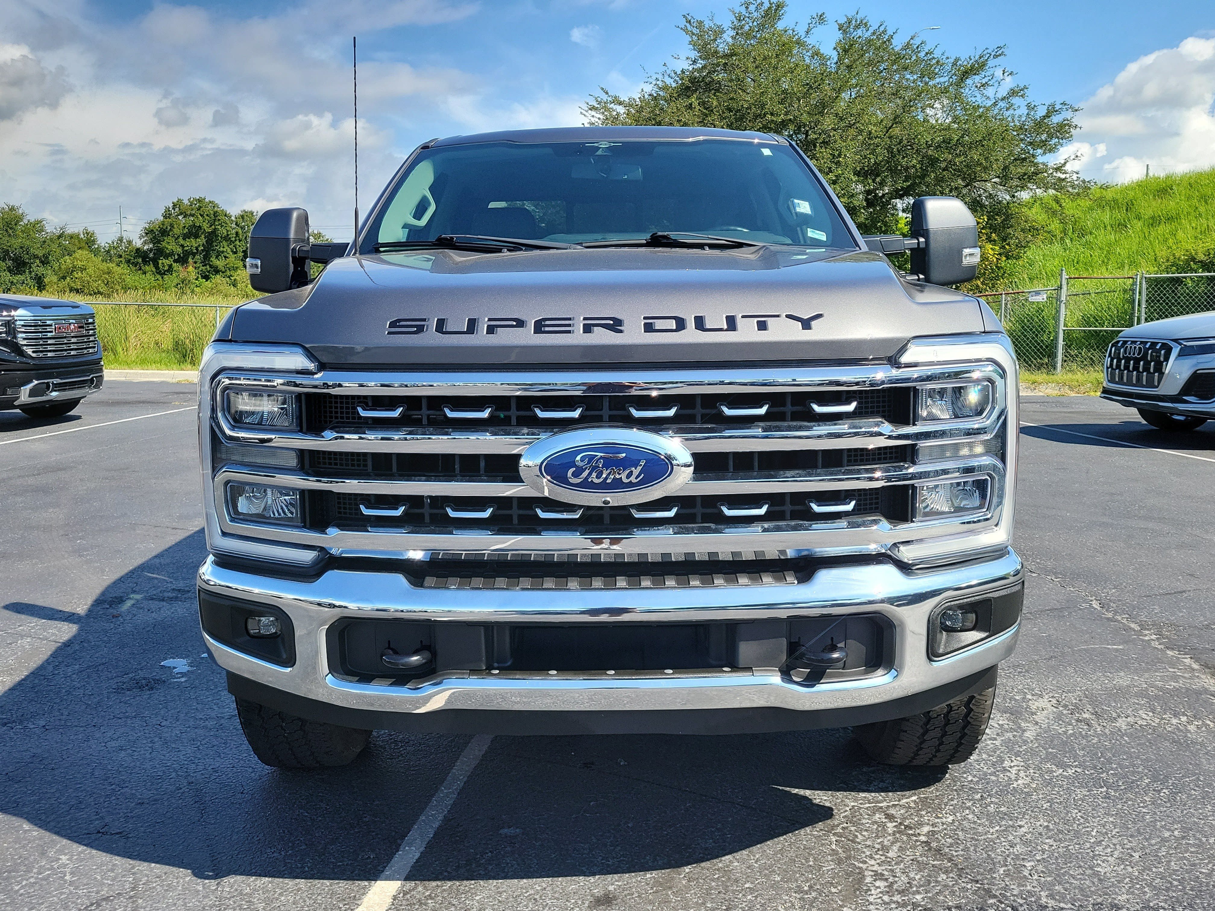 Certified 2023 Ford F250 Lariat w/ FX4 Off-Road Package AWD/4WD image 2