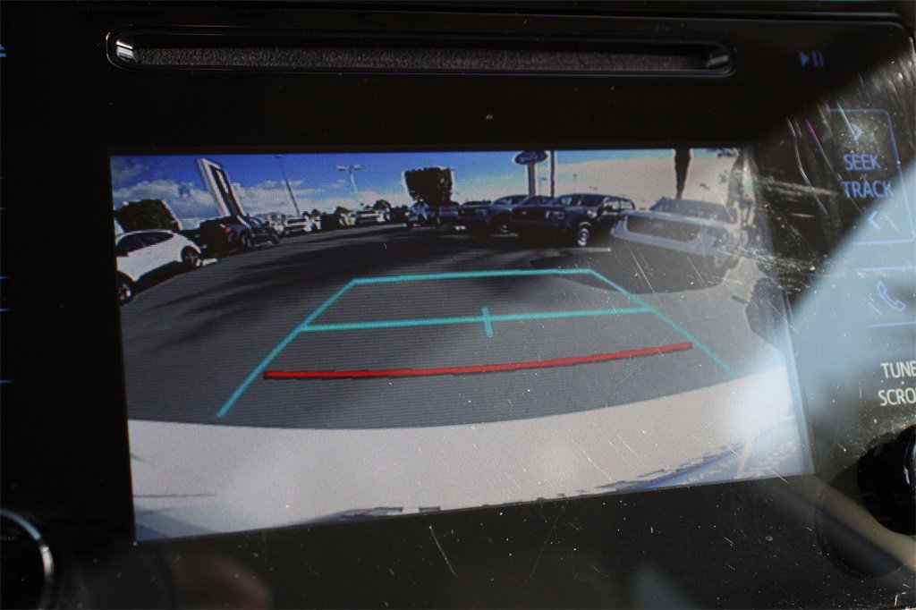 Used 2019 Toyota Prius XLE image 32