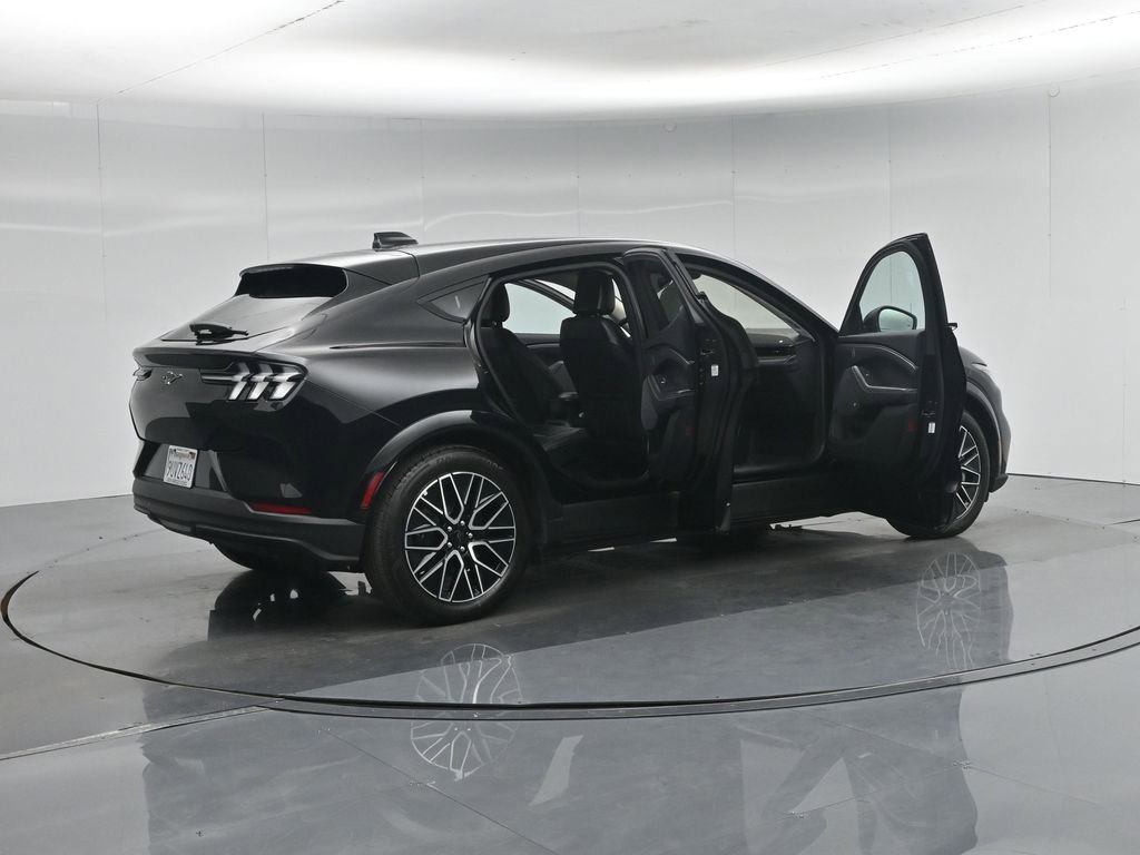 Certified 2025 Ford Mustang Mach-E Premium AWD/4WD image 6