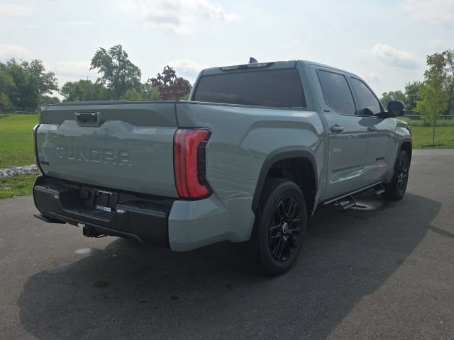 Used 2024 Toyota Tundra Limited AWD/4WD image 8