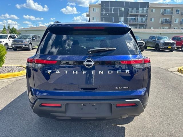 Used 2022 Nissan Pathfinder SV AWD/4WD image 5