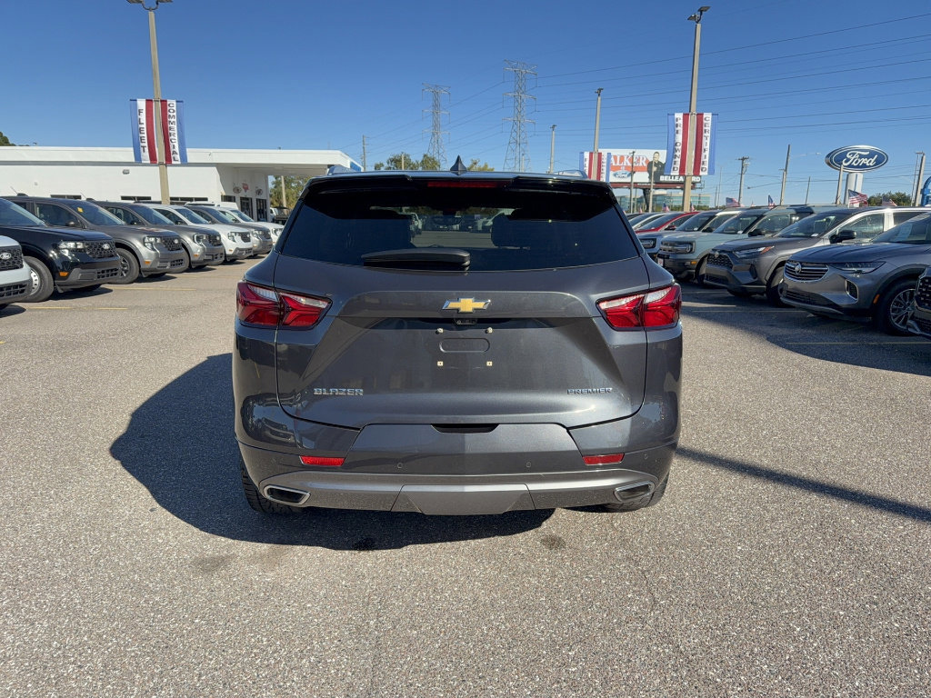 Used 2022 Chevrolet Blazer Premier w/ Enhanced Convenience Package image 3