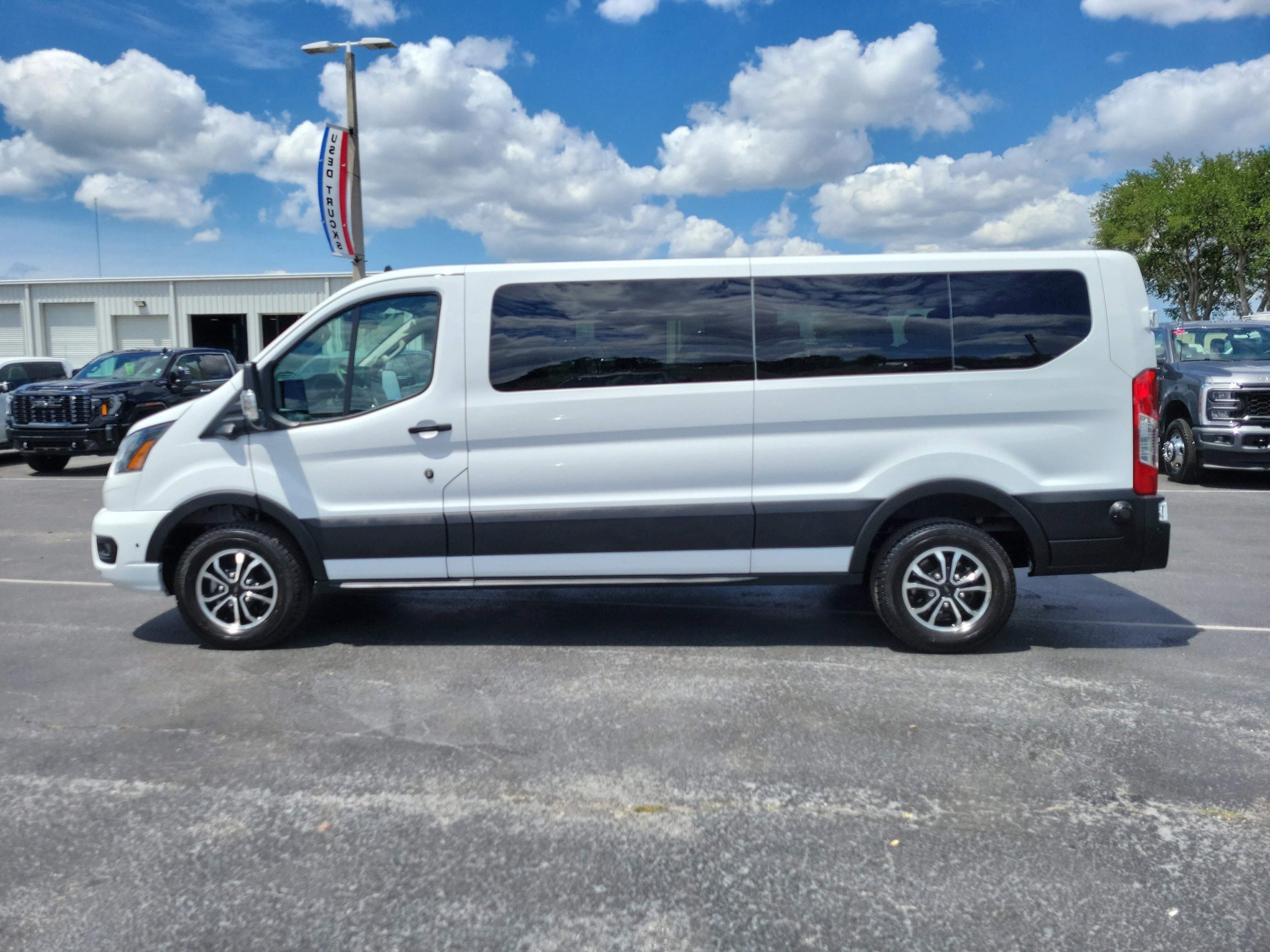 Certified 2024 Ford Transit 350 XL RWD image 4