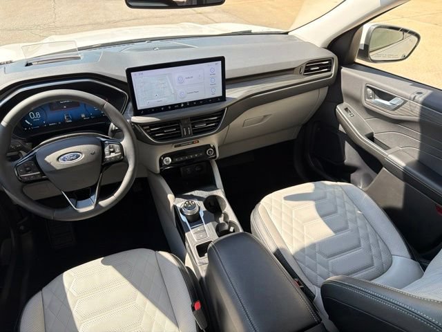 Certified 2023 Ford Escape Platinum w/ Premium Technology Package AWD/4WD image 20