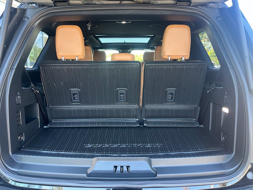 Certified 2023 Ford Expedition Platinum AWD/4WD image 12