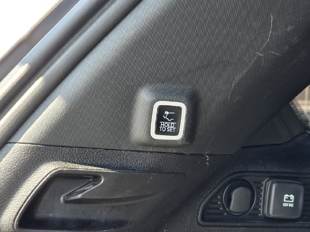 Used 2024 Jeep Grand Cherokee Altitude AWD/4WD image 32