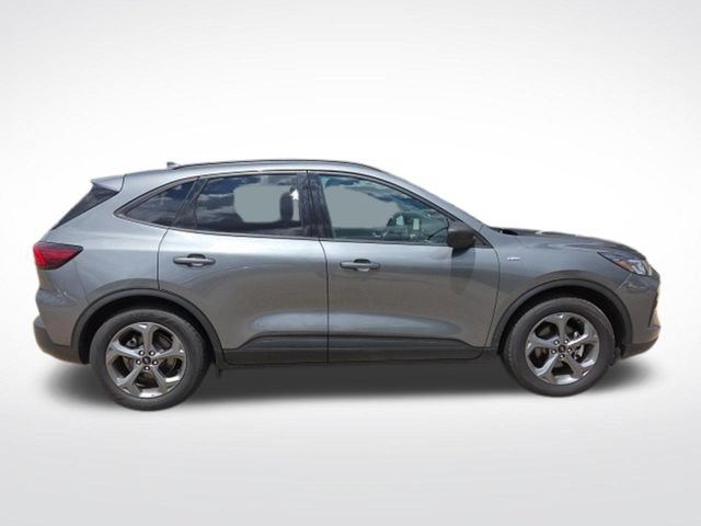 Certified 2025 Ford Escape ST-Line FWD image 10