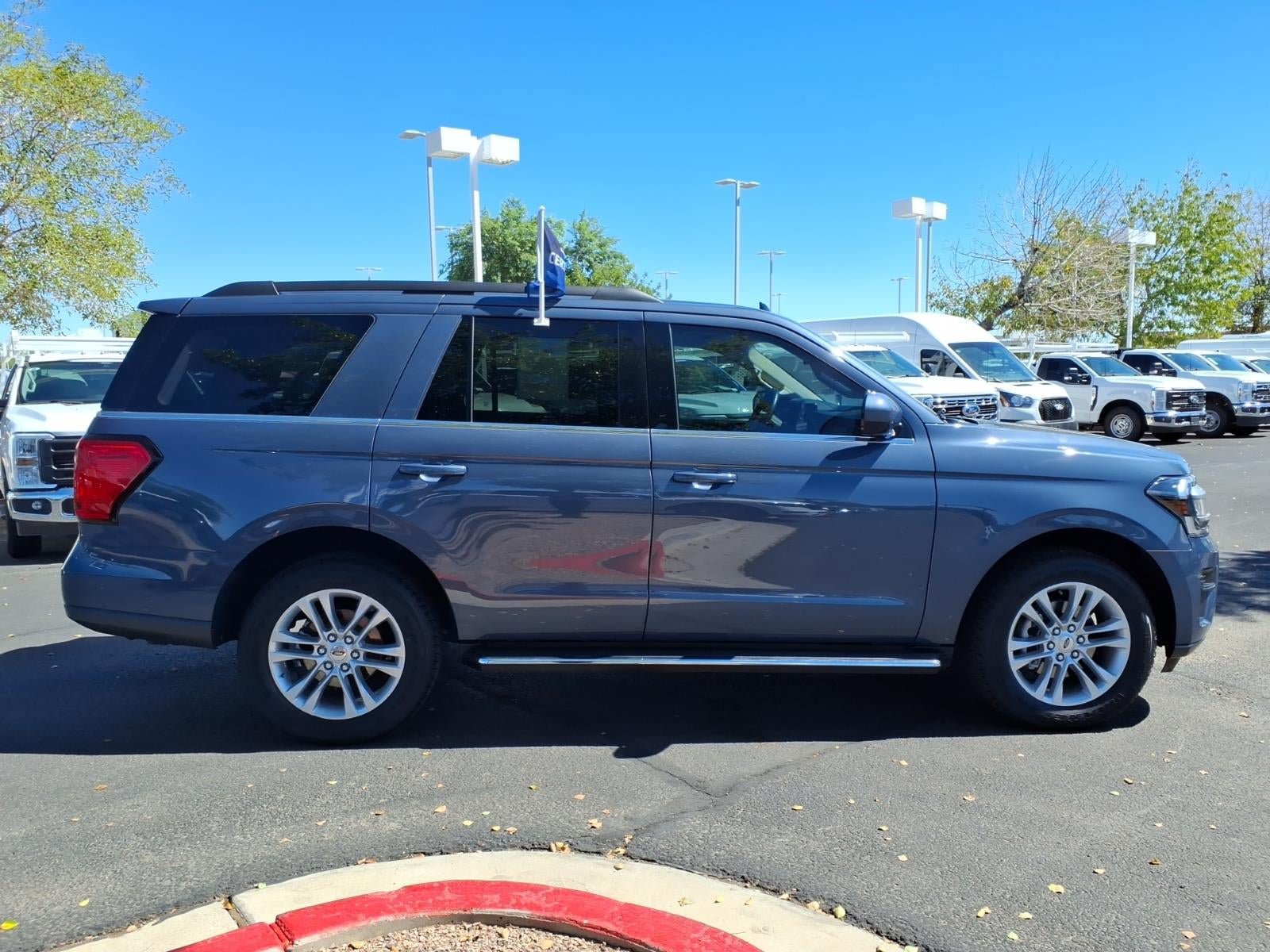 Certified 2023 Ford Expedition XLT AWD/4WD image 3