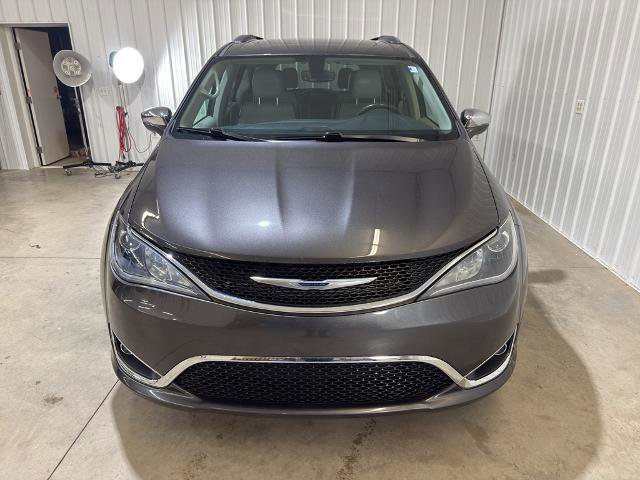 Used 2019 Chrysler Pacifica Limited image 6